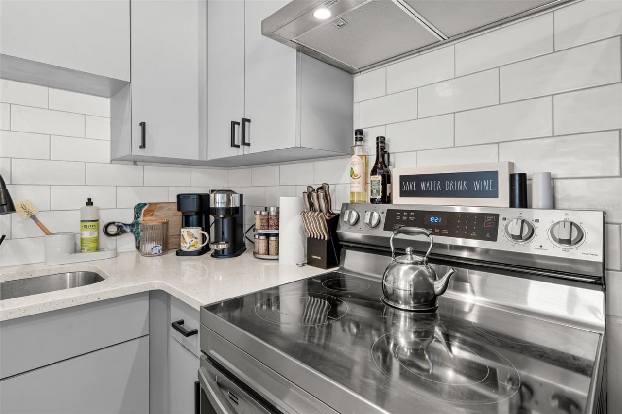 2016 5th Street , Sarasota, FL 34237 Photo