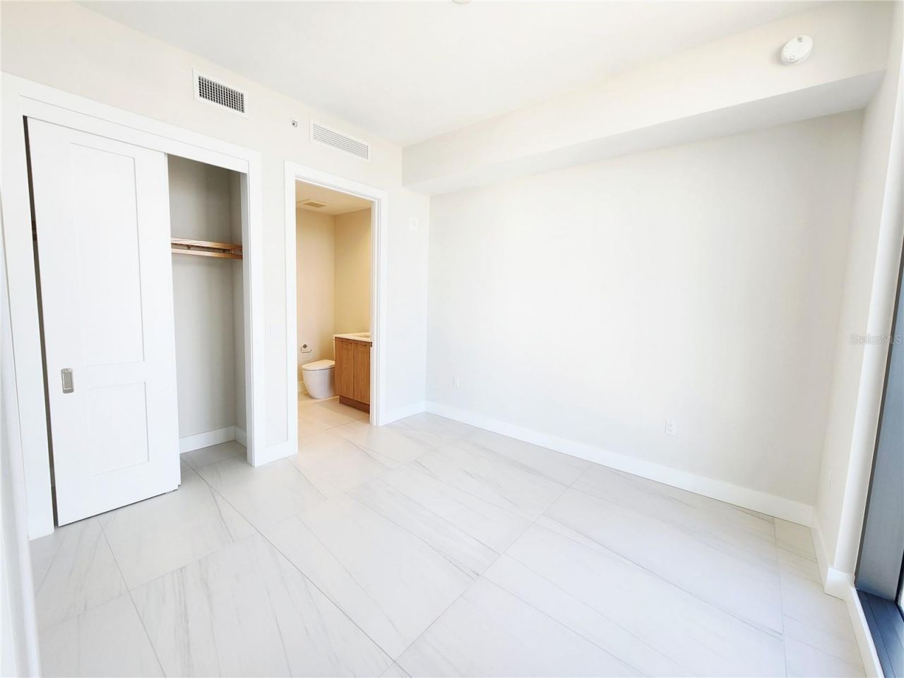 275 1st Avenue S, Unit 2307, Saint Petersburg, FL 33701 Photo