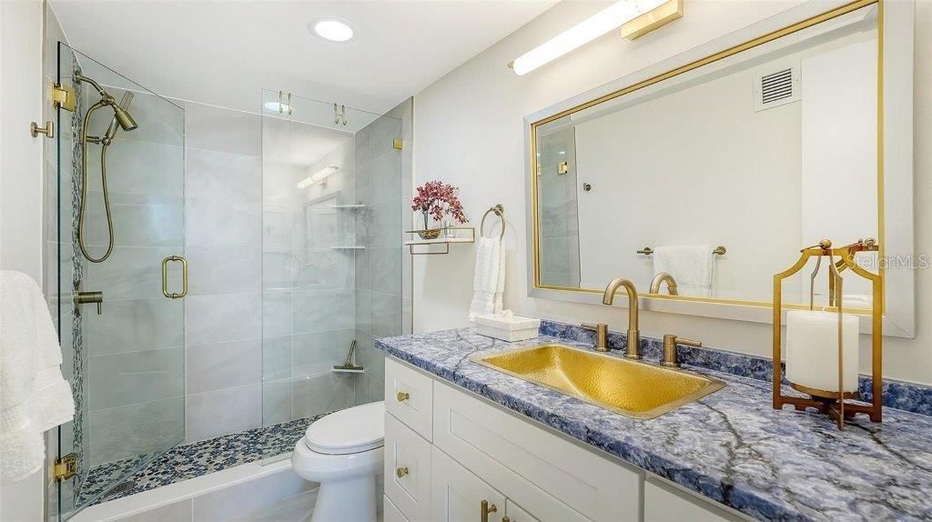 101 S Gulfstream Avenue , Unit 15B, Sarasota, FL 34236 Photo