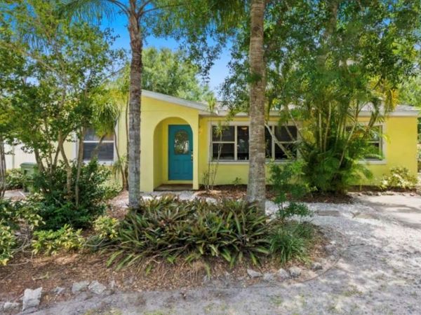 2202 HYDE PARK STREET , SARASOTA, FL 34239