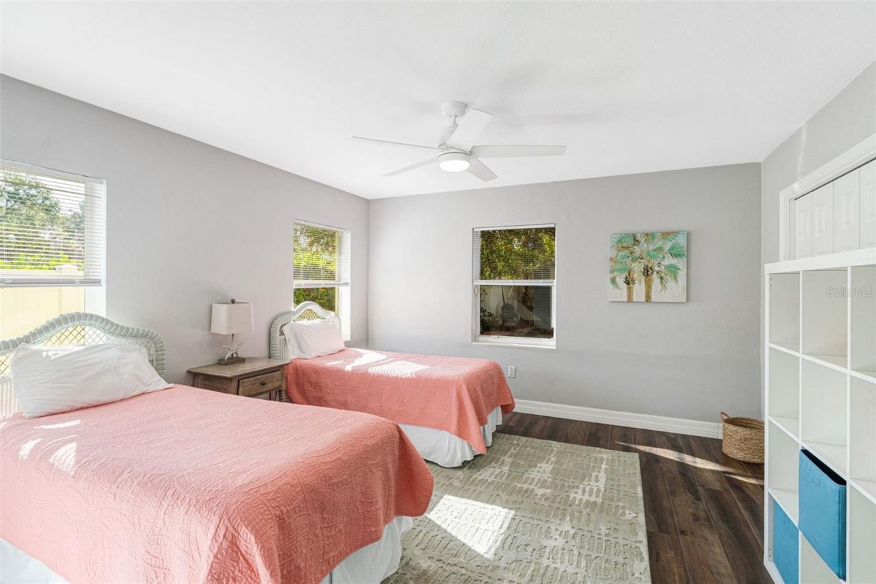 2202 Hyde Park Street, Sarasota, FL 34239 Photo