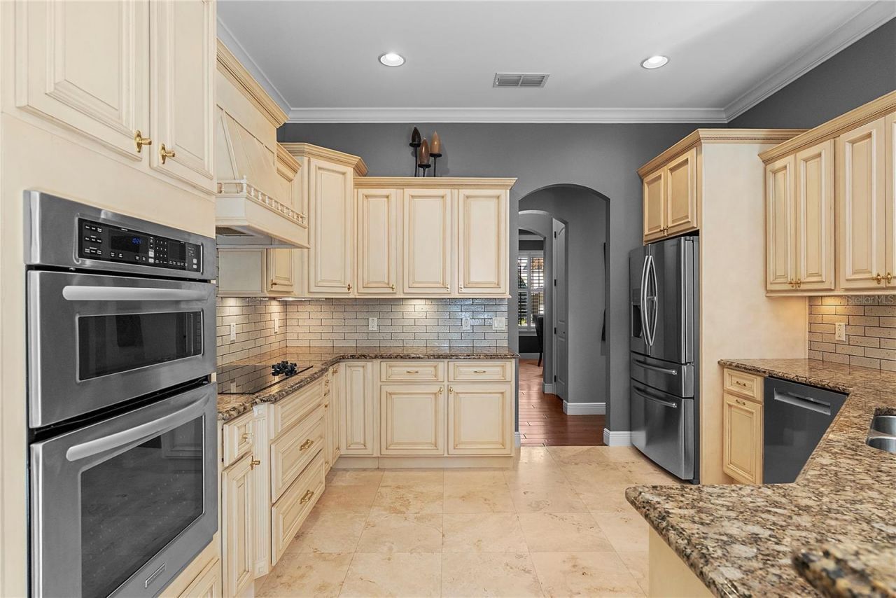 438 Harbour Oaks Pointe Drive, Orlando, FL 32809 Photo