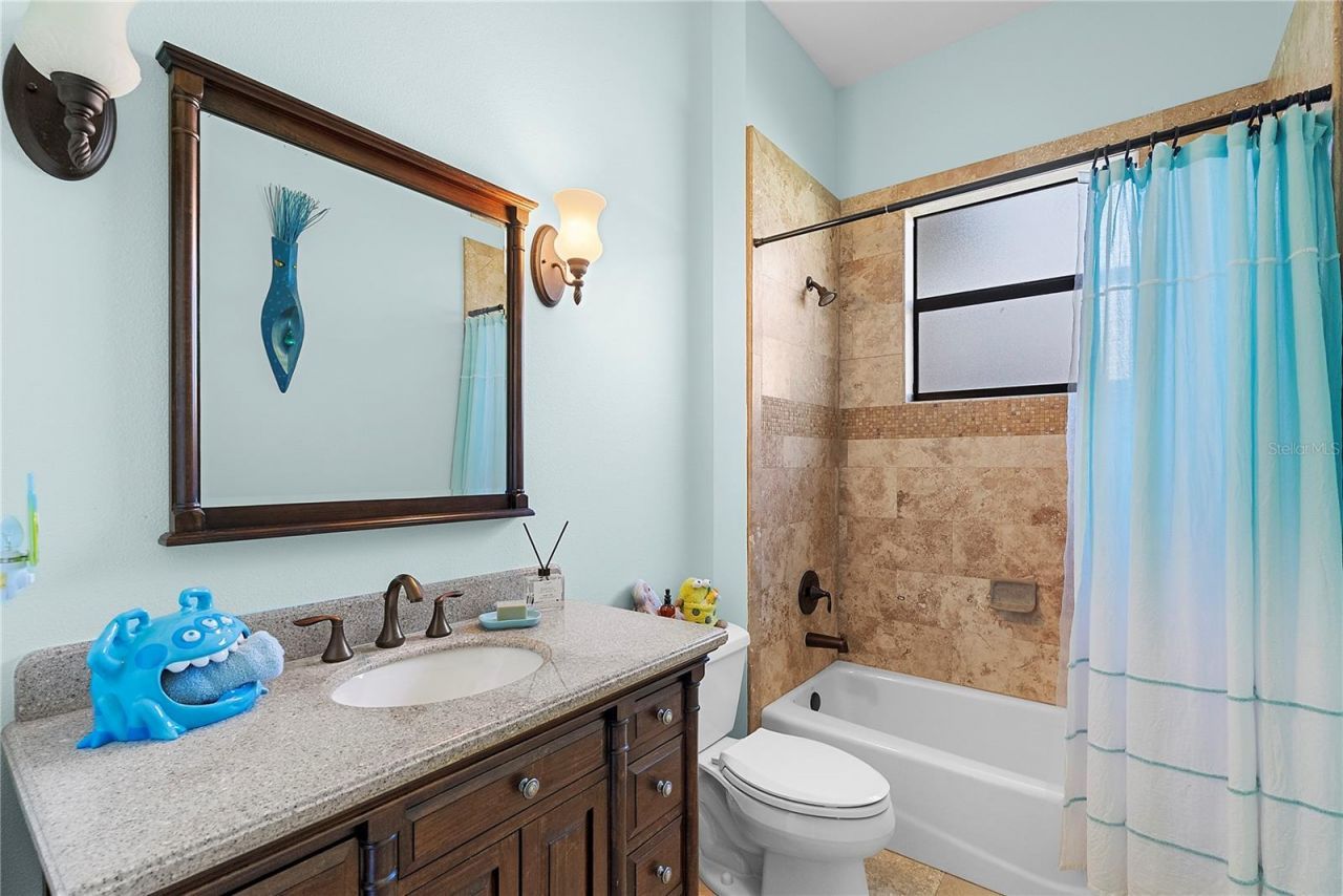 438 Harbour Oaks Pointe Drive, Orlando, FL 32809 Photo