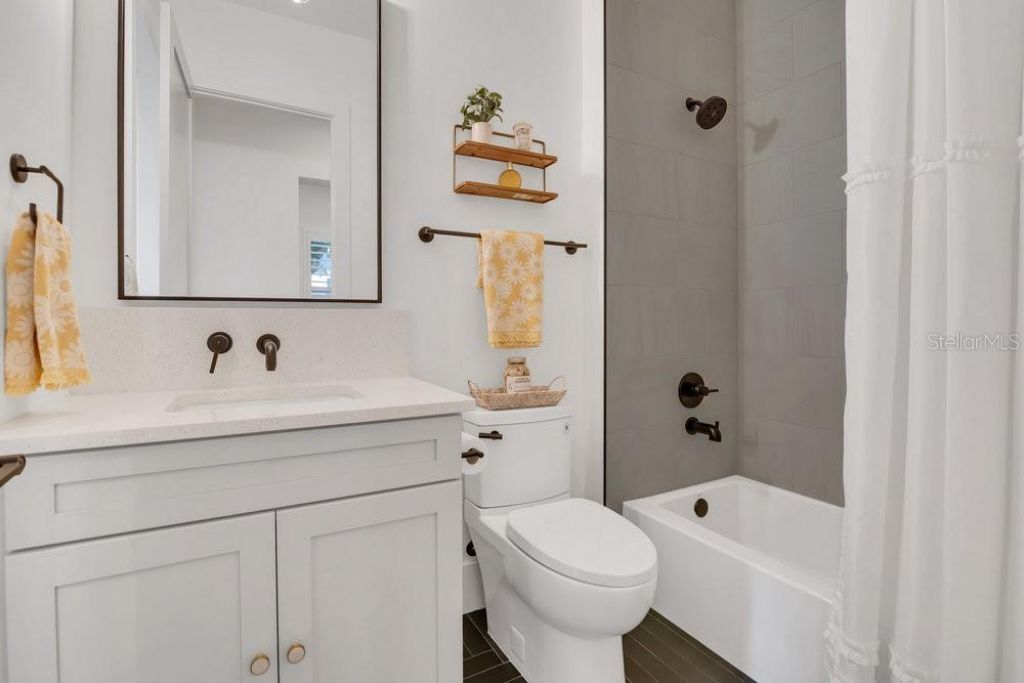 15198 E Oakland Avenue, Winter Garden, FL 34787 Photo