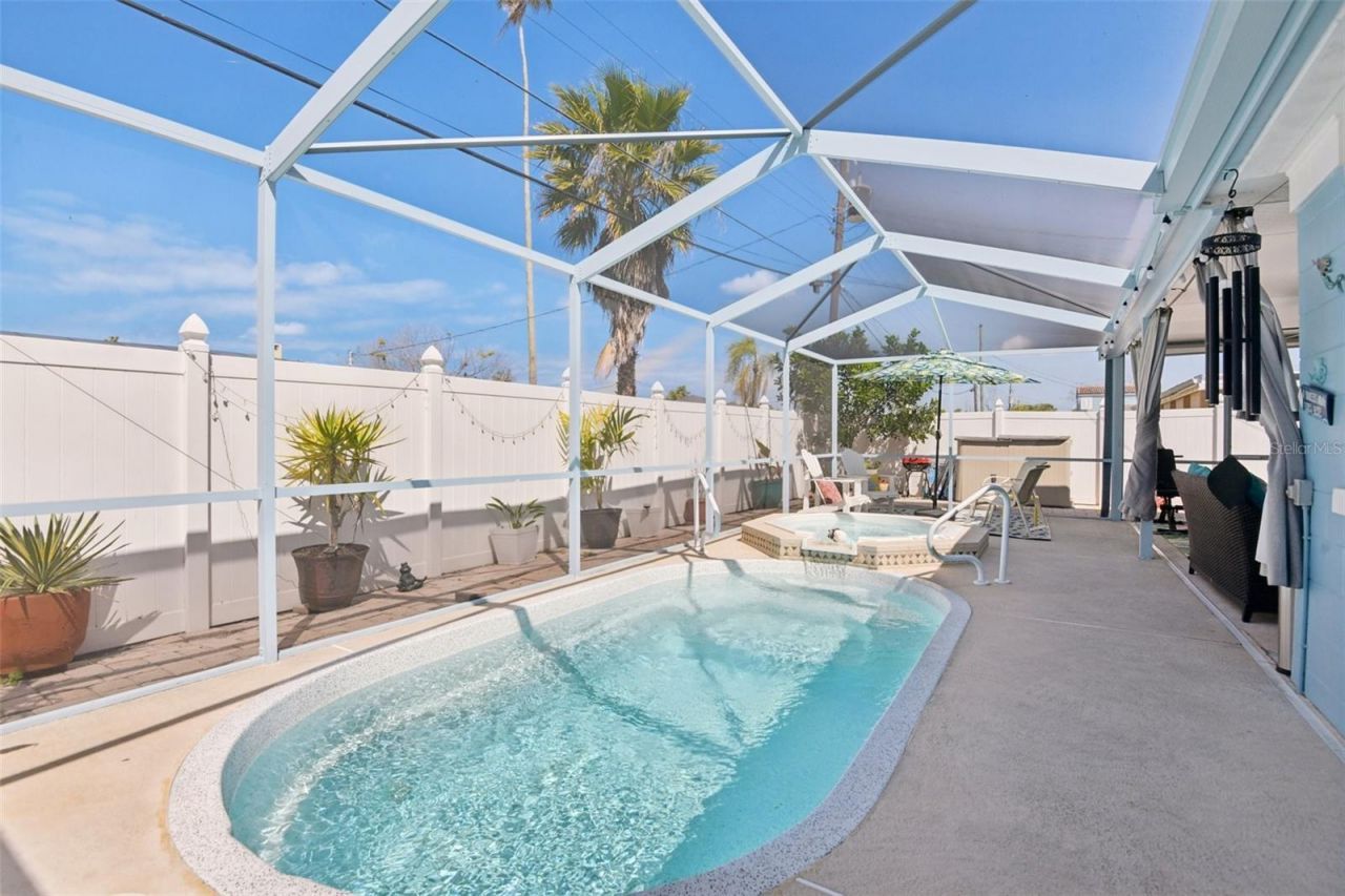 204 160th Avenue, Redington Beach, FL 33708 Photo