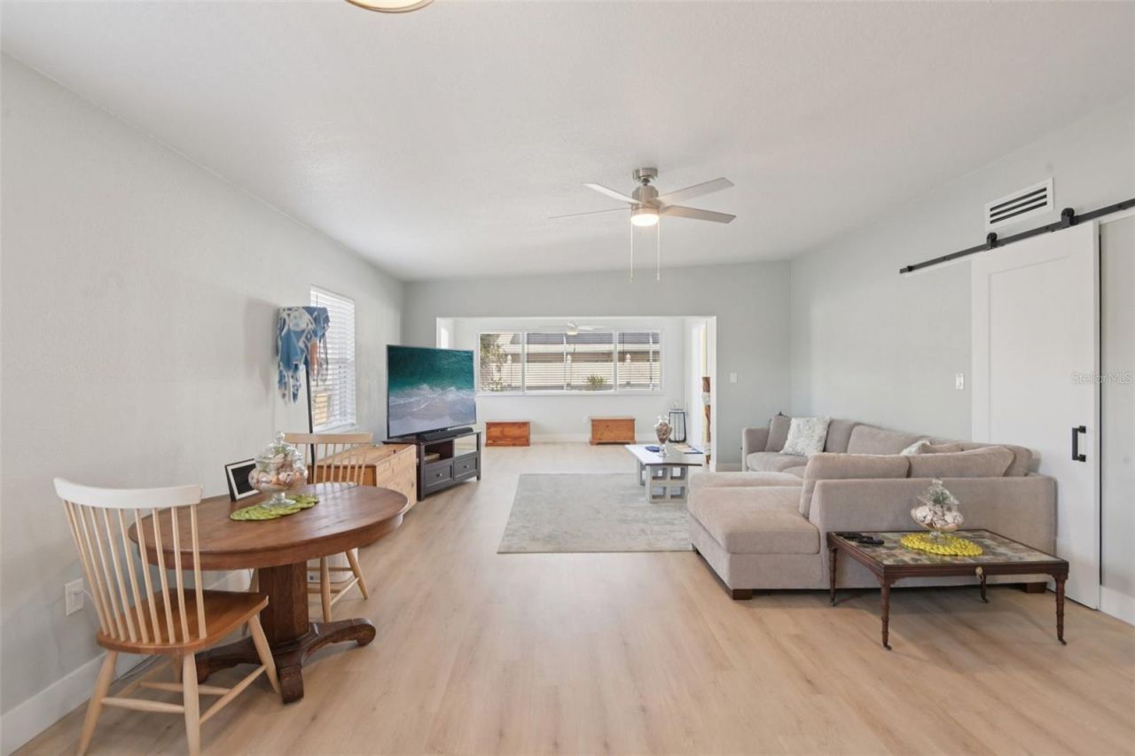 204 160th Avenue, Redington Beach, FL 33708 Photo