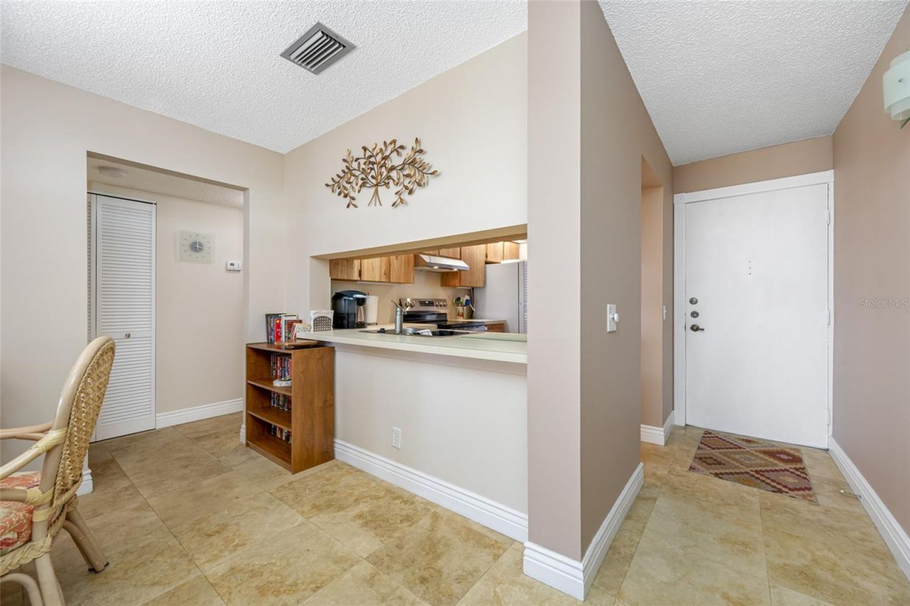 6357 Bahia Del Mar Boulevard, Unit 206, Saint Petersburg, FL 33715 Photo
