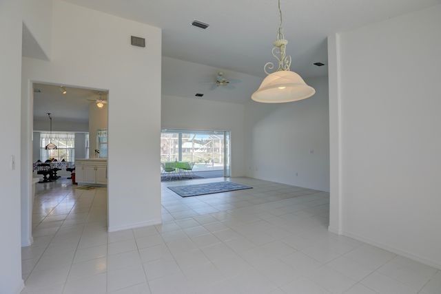 117 Harbor Point Drive, Sebastian, FL 32958 Photo