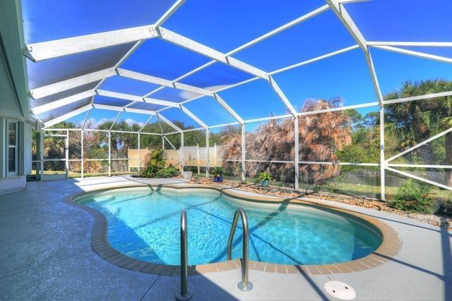 117 Harbor Point Drive, Sebastian, FL 32958 Photo