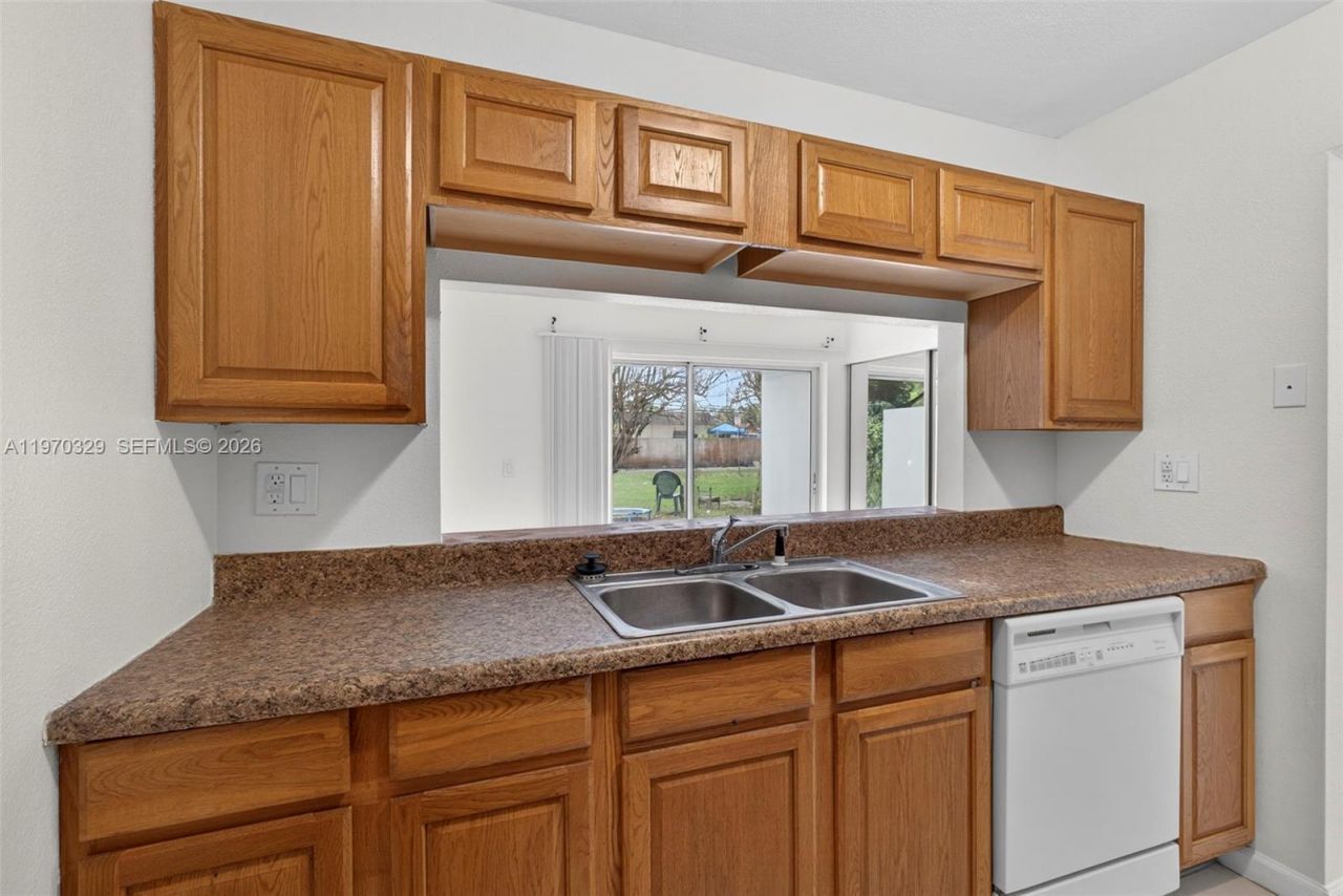 5090 Elmhurst Rd , Unit A, West Palm Beach, FL 33417 Photo