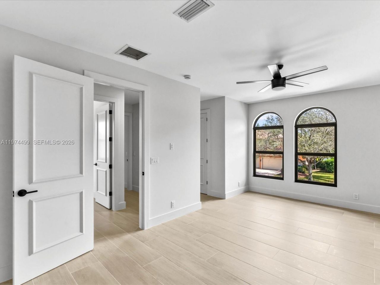 3303 W Stonebrook Cir, Davie, FL 33330 Photo