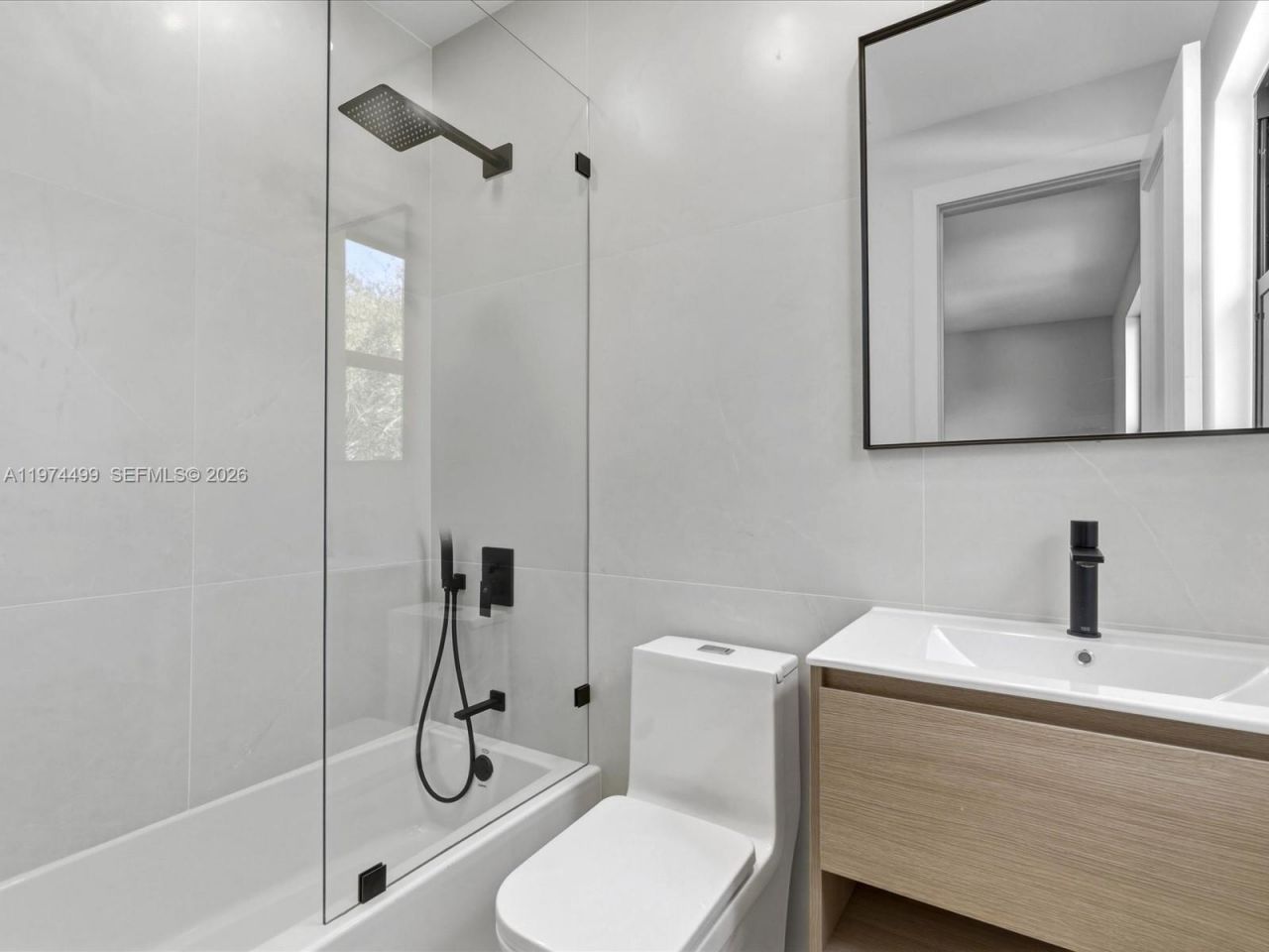 3303 W Stonebrook Cir, Davie, FL 33330 Photo