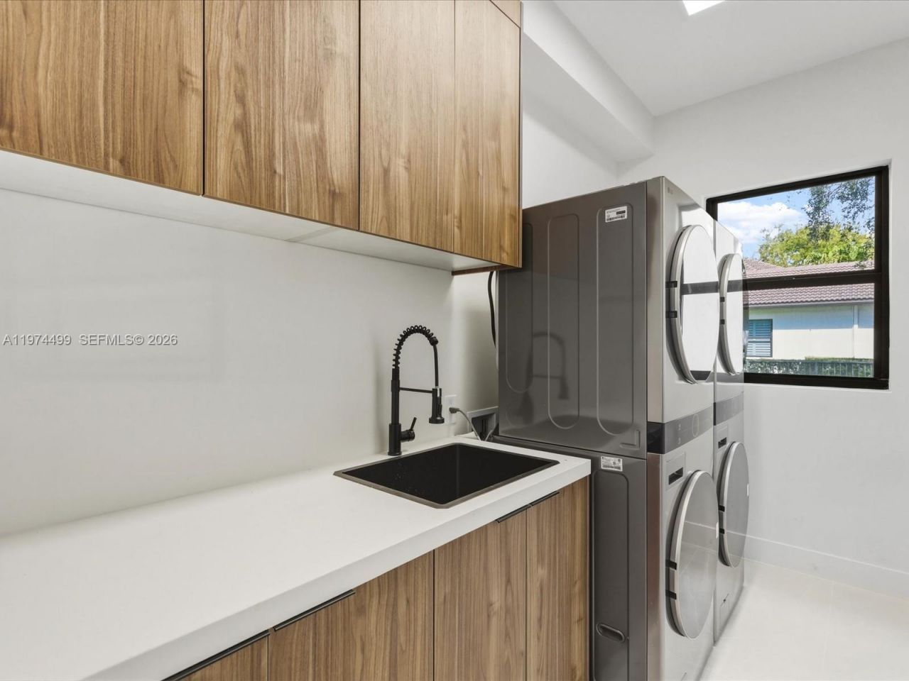 3303 W Stonebrook Cir , Davie, FL 33330 Photo