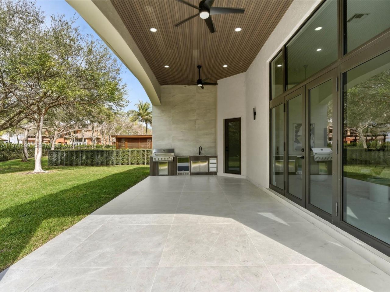 3303 W Stonebrook Cir , Davie, FL 33330 Photo