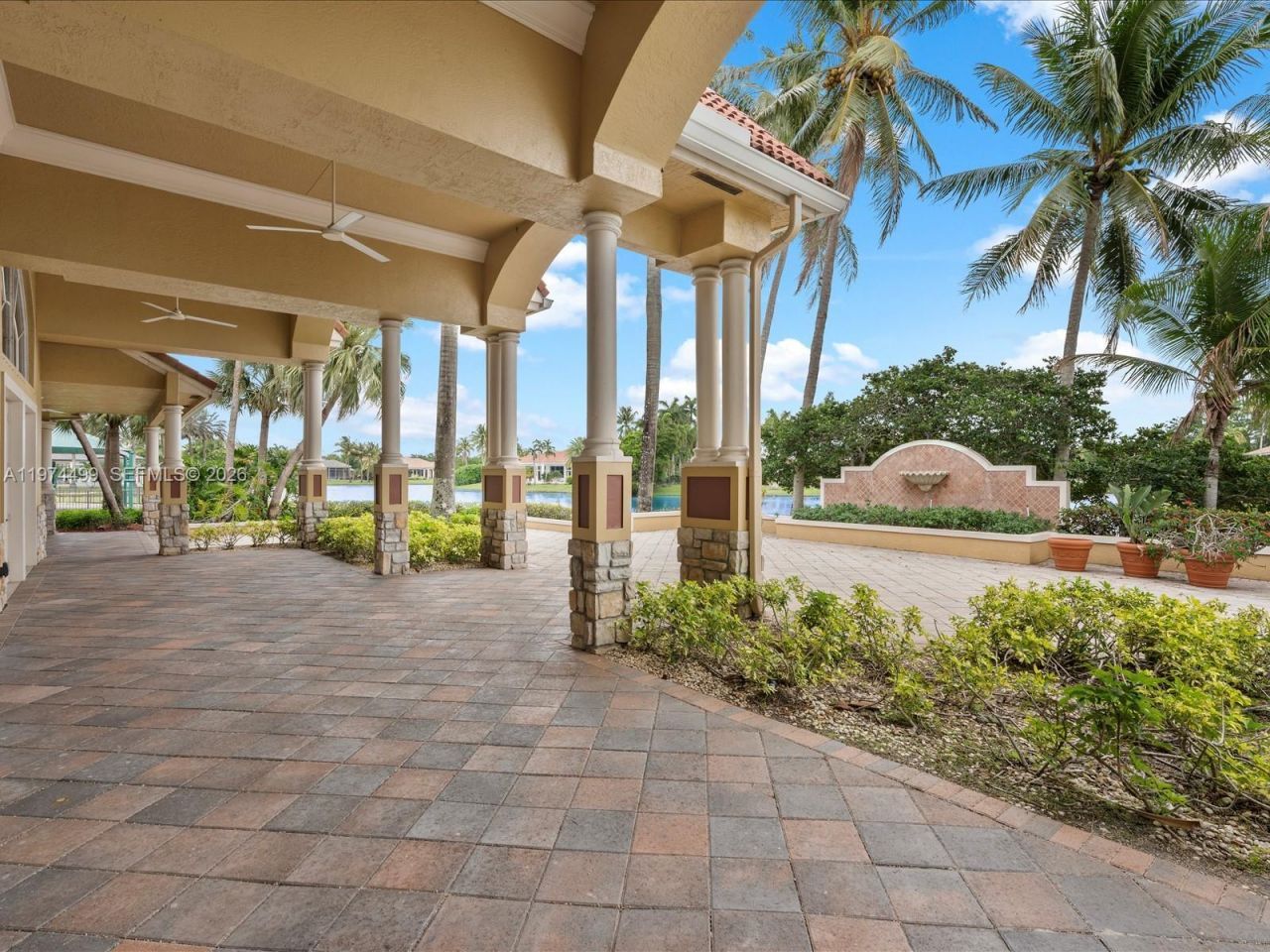 3303 W Stonebrook Cir, Davie, FL 33330 Photo
