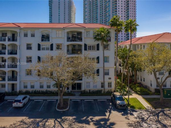 3255 NE 184th St, Unit 12101, Aventura, FL 33160