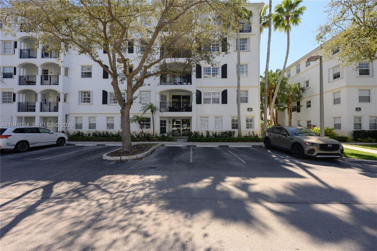 3255 NE 184th St, Unit 12101, Aventura, FL 33160 Photo
