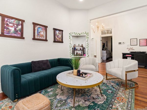 114 Omaha, San Antonio, TX 78203