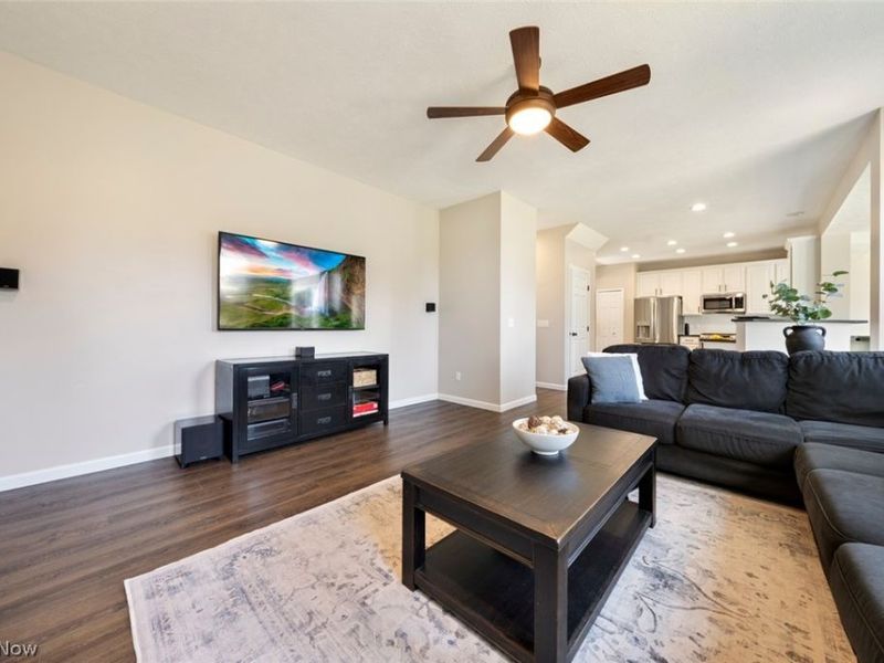 720 Jockeys Circle , Avon Lake, OH 44012 Photo 16