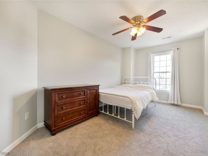 720 Jockeys Circle , Avon Lake, OH 44012 Photo 32