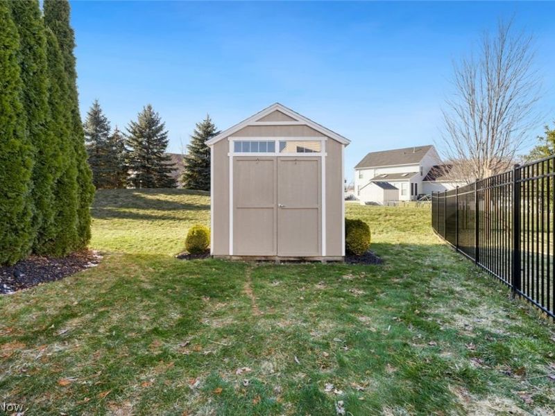 720 Jockeys Circle , Avon Lake, OH 44012 Photo 49