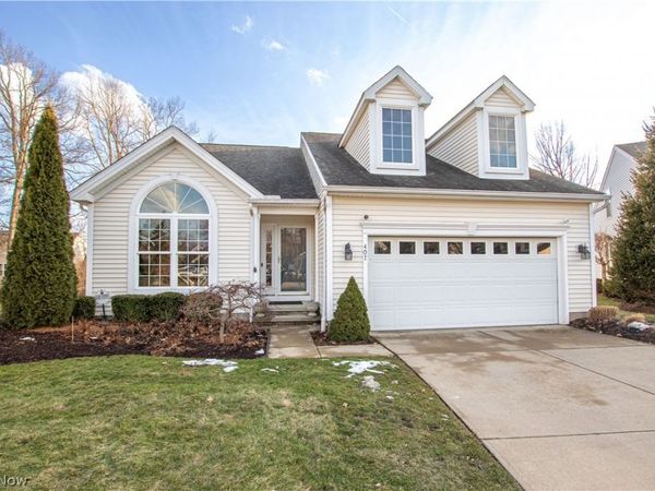 407 Clearbrook Drive , Avon Lake, OH 44012