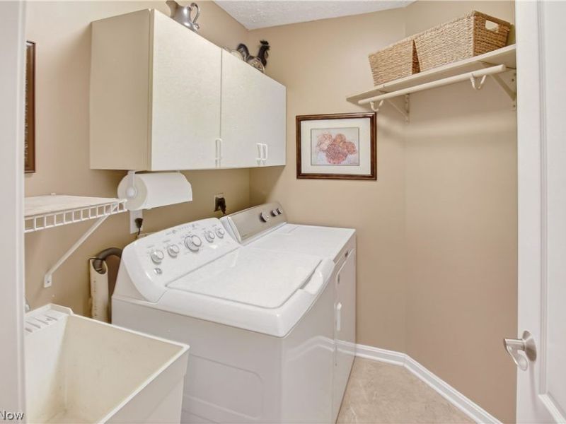 407 Clearbrook Drive , Avon Lake, OH 44012 Photo 16