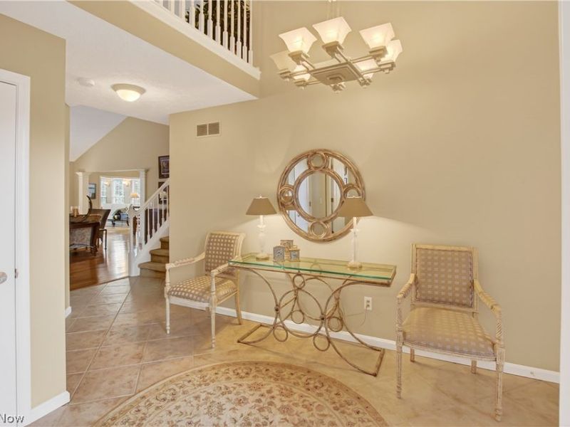 407 Clearbrook Drive , Avon Lake, OH 44012 Photo 2