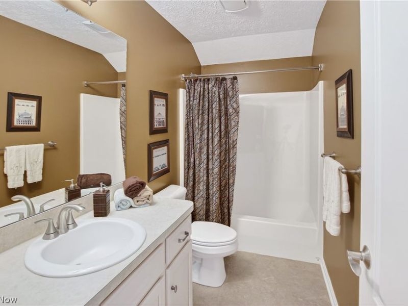 407 Clearbrook Drive , Avon Lake, OH 44012 Photo 25