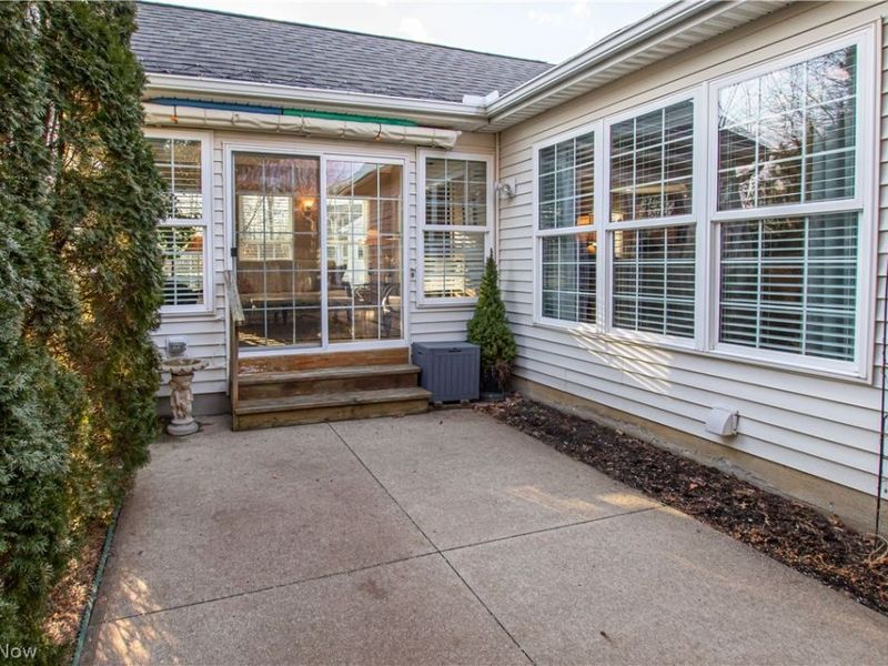 407 Clearbrook Drive , Avon Lake, OH 44012 Photo 30