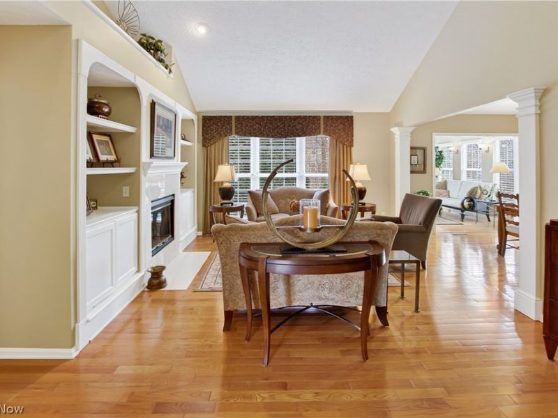 407 Clearbrook Drive , Avon Lake, OH 44012 Photo 8