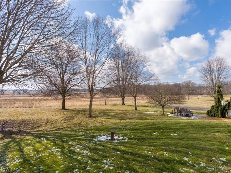 1762 Charolais Street NW, Uniontown, OH 44685 Photo 32