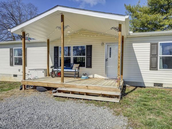 35 Windsor Street, Mosheim, TN 37818