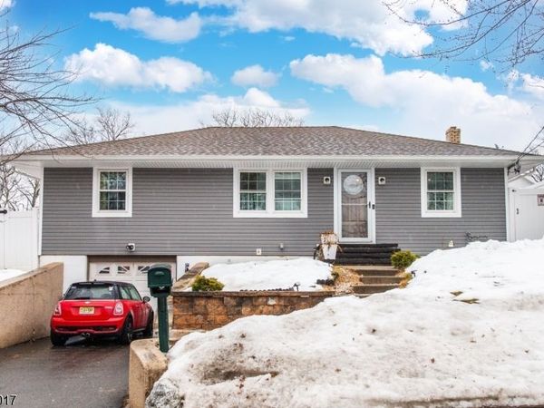 127 Dukes Rd, Rahway, NJ 07065