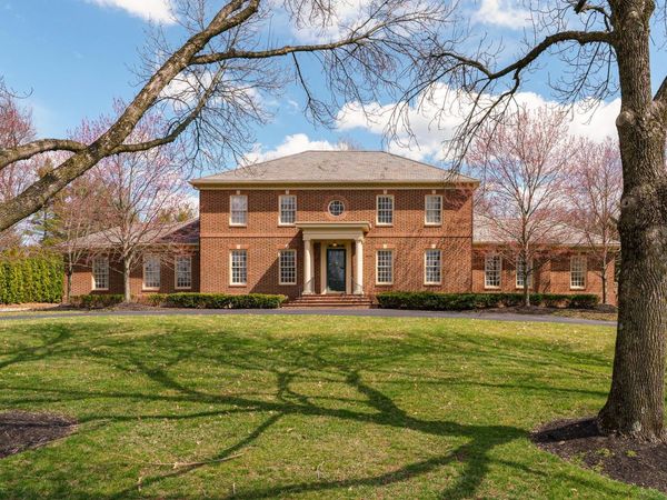 6988 Greensward Road, New Albany, OH 43054