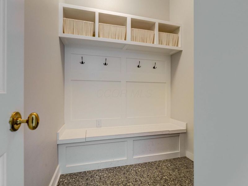 6988 Greensward Road, New Albany, OH 43054 Photo 24