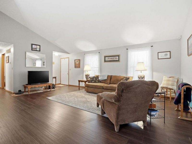 3942 Harris Lane, Springfield, OH 45503 Photo 8