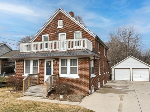 532 E Green Bay Ave, Unit 534, Saukville, WI 53080