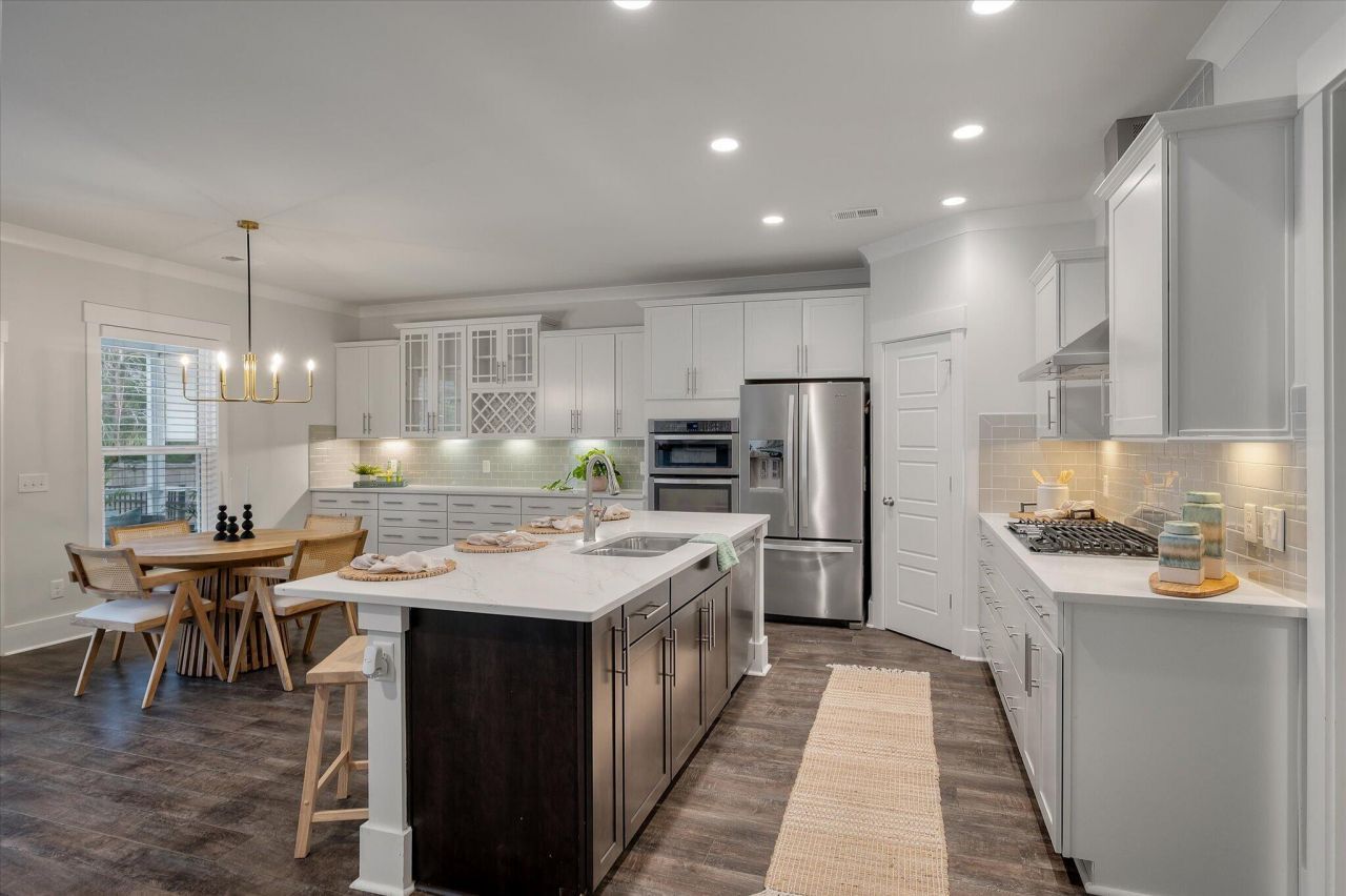 2931 Stonestown Drive Photo 17