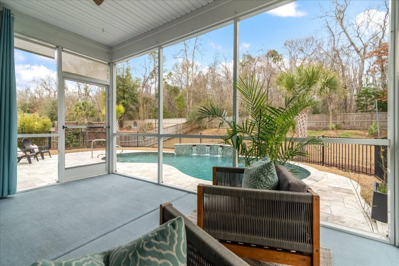 2931 Stonestown Drive Photo 40