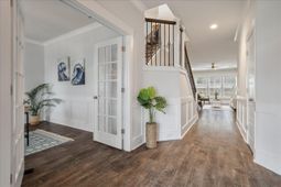 2931 Stonestown Drive photo 4