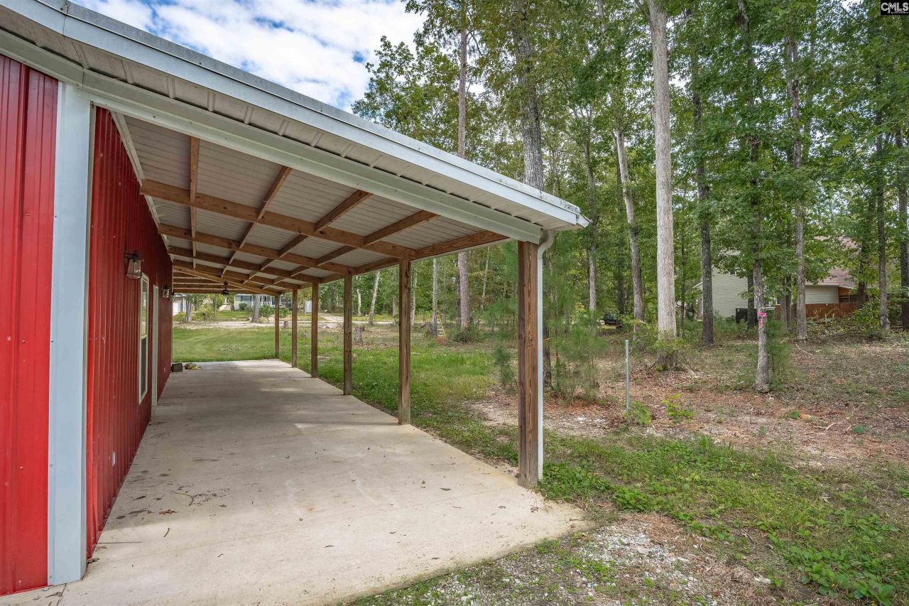 132 Pembroke Lane  Photo 44