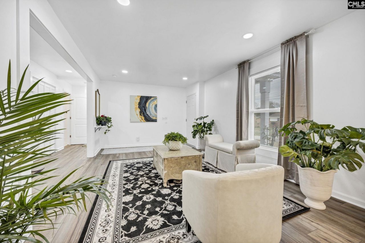 2927 Cranbrook Lane  Photo 6