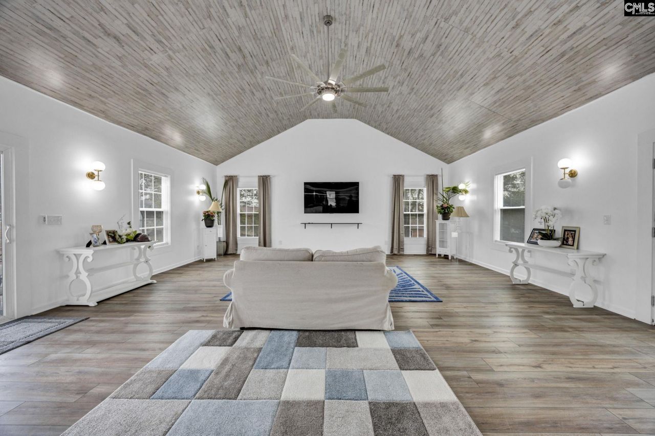 2927 Cranbrook Lane  Photo 8