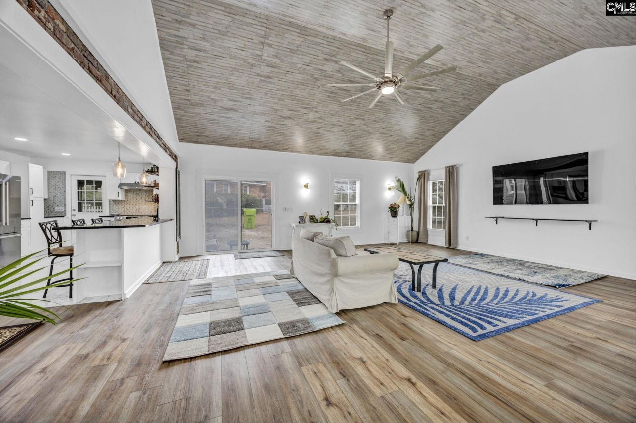 2927 Cranbrook Lane  Photo 9