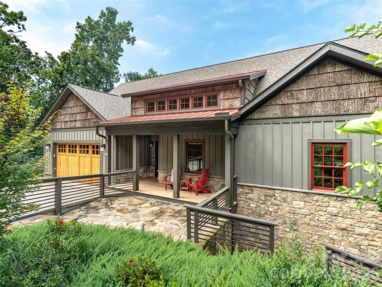 9 Soaring Hawk View, Asheville, NC 28804 Main Photo