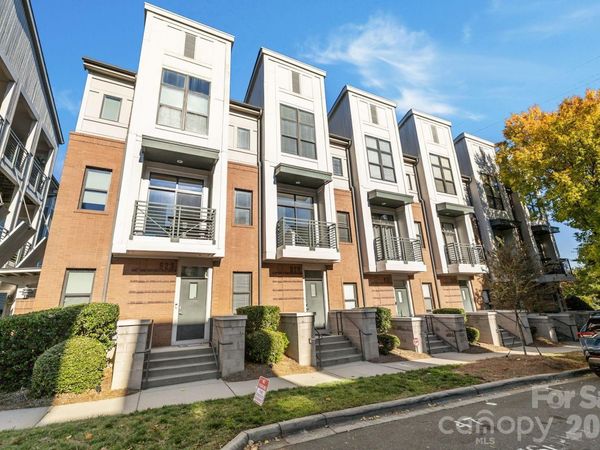 927 E 8TH Street , Charlotte, NC 28204