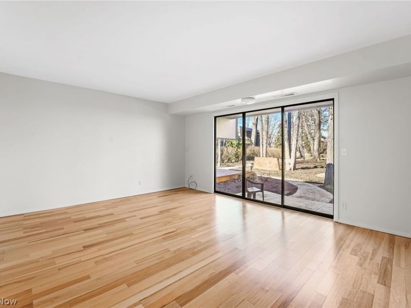 1110 By The Shores Drive, Unit 4, Huron, OH 44839 Photo 2