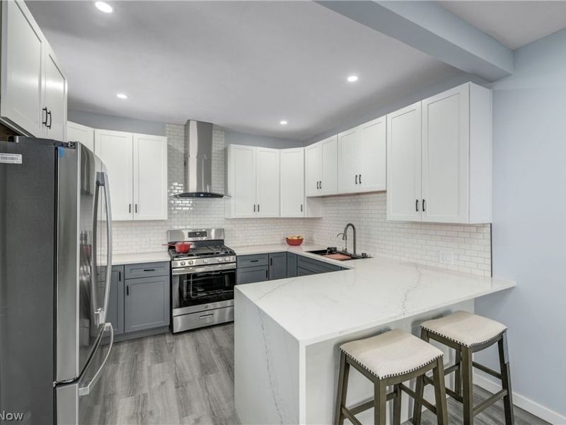 3290 W 23rd Place, Cleveland, OH 44109 Photo 17