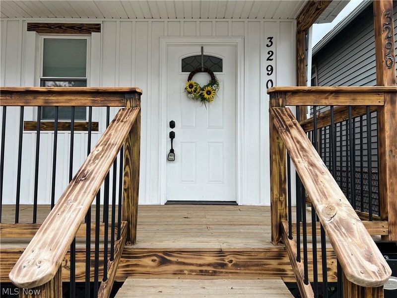 3290 W 23rd Place, Cleveland, OH 44109 Photo 2